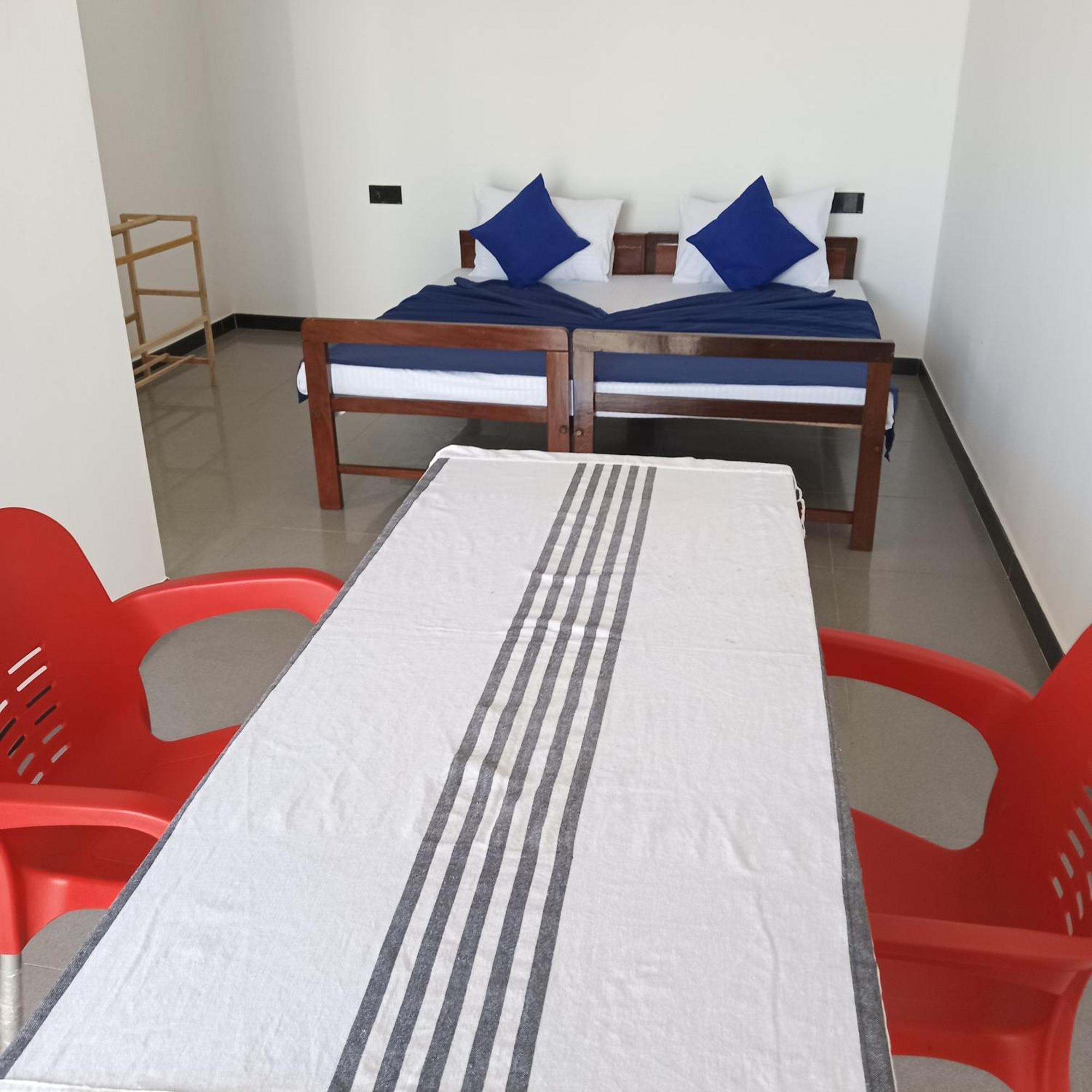 Sunset Beach Villa Galle Oda fotoğraf